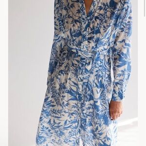 Tie-belt Shirt Dress-White/blue floral